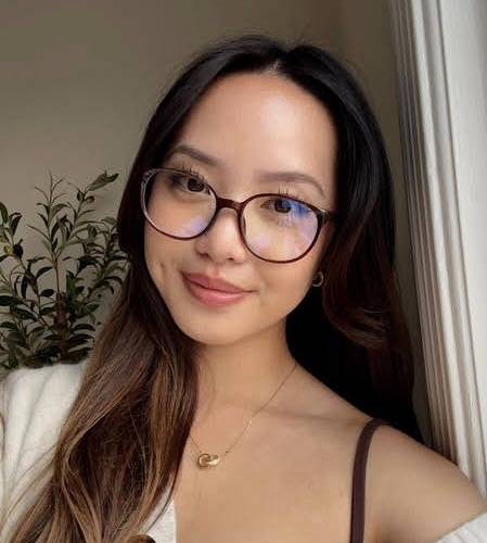 12 Greatest Eyeglasses for Asian Faces: Consolation and Type