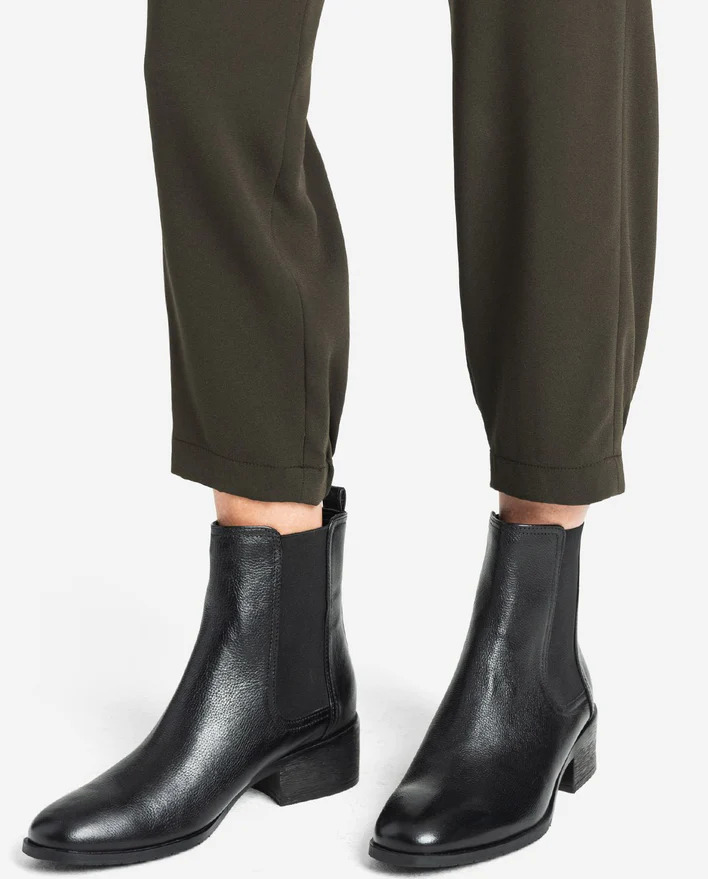 Greatest Womens Leather-based Boots for Journey